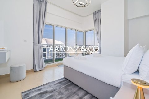 Appartement à Dubai Sports City, Dubai, 2 chambres, 129.9 m², № 78440 - photo 5