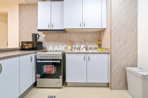 Appartement à Dubai Sports City, Dubai, 2 chambres, 129.9 m², № 78440 - photo 8