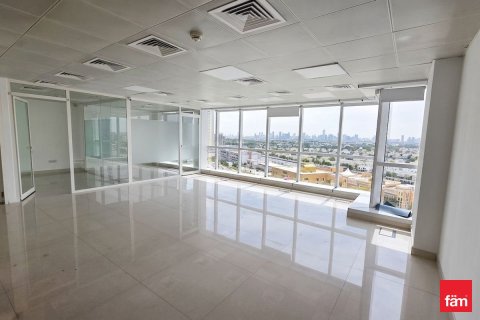 Bureau à Dubai, 102 m², № 112485