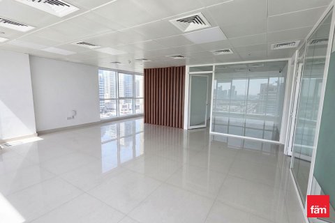 Bureau à Dubai, 102 m², № 112485 - photo 2