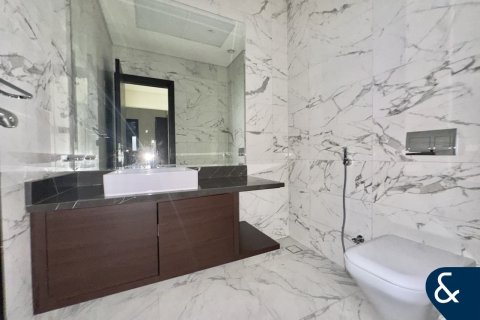 Apartment in Downtown Dubai (Downtown Burj Dubai), Dubai 2 bedrooms, 156 sq.m. № 76349 - photo 4