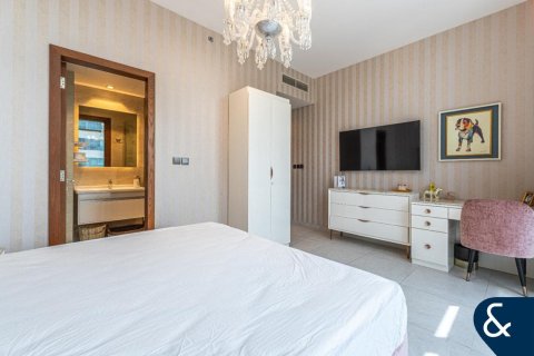 Apartment in No.9, Dubai Marina, Dubai 3 bedrooms, 168 sq.m. № 76345 - photo 13