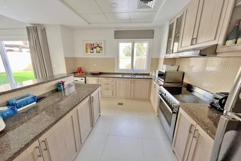 Villa in Casa Viva, Serena, Dubai 4 bedrooms, 300 sq.m. № 76346 - photo 6