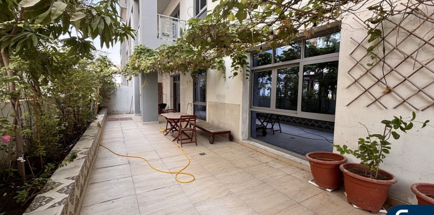 Apartment in Al Furjan, Dubai 2 bedrooms, 196 sq.m. № 76348