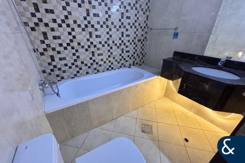 Apartamento en Al Furjan, Dubai, 2 dormitorios, 196 m², № 76348 - foto 7