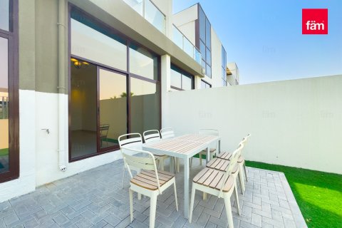 Villa in Meydan, Dubai 4 bedrooms, 187.2 sq.m. № 48891 - photo 10