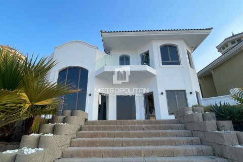 Villa in Garden Homes, Palm Jumeirah, Dubai 4 bedrooms, 465 sq.m. № 15170 - photo 2