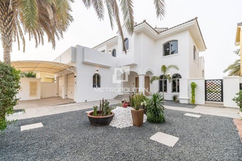 Villa in Garden Homes, Palm Jumeirah, Dubai 4 bedrooms, 465 sq.m. № 15170 - photo 1
