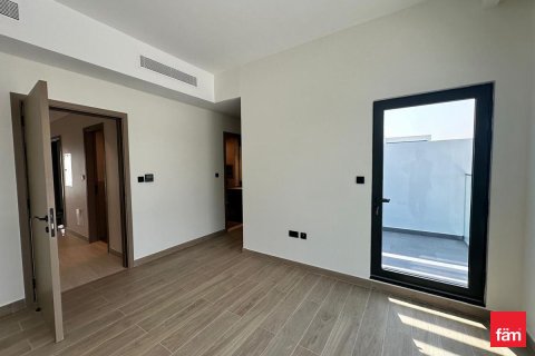Townhouse in Dubai 5 bedrooms, 306 sq.m. № 113773 - photo 12