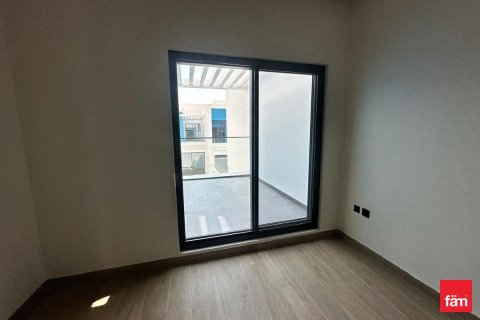 Townhouse in Dubai 5 bedrooms, 306 sq.m. № 113773 - photo 9