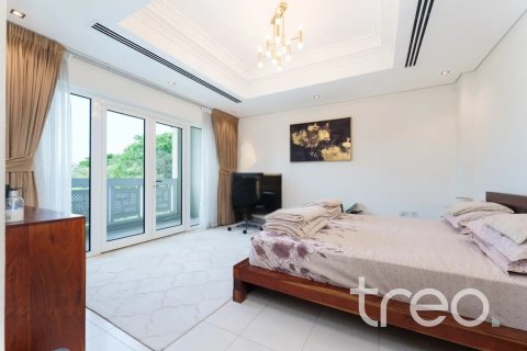 Villa in Quortaj, Al Furjan, Dubai 4 bedrooms, 455.22 sq.m. № 120152 - photo 15