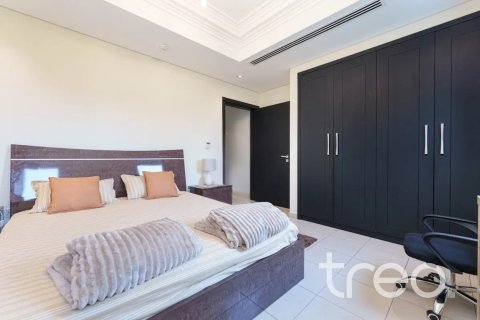 Villa in Quortaj, Al Furjan, Dubai 4 bedrooms, 455.22 sq.m. № 120152 - photo 10