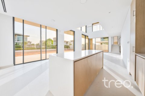 Villa à The Valley, Dubai, 4 chambres, 459.87 m², № 120149 - photo 4