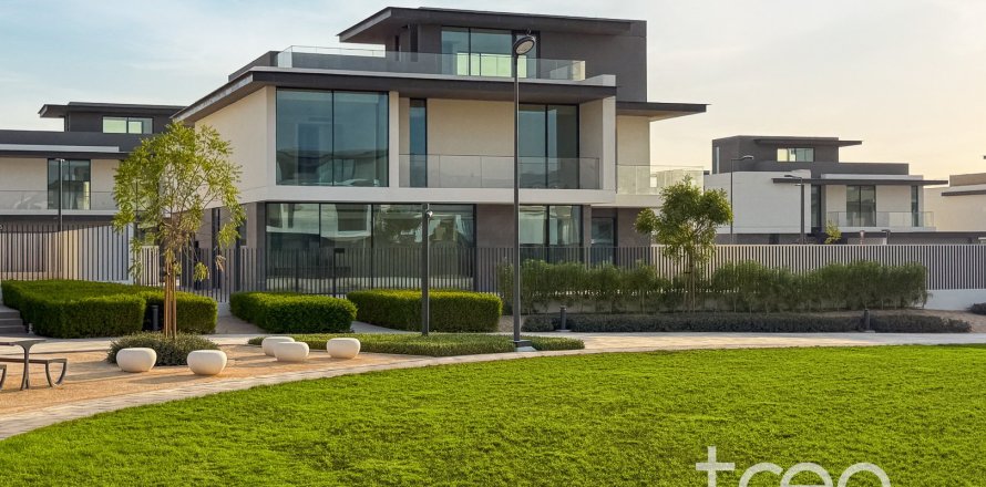 Villa à The Valley, Dubai, 4 chambres, 459.87 m², № 120149