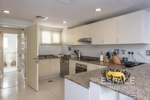 Adosado en The Lakes, Dubai, 3 dormitorios, 235 m², № 122668 - foto 5