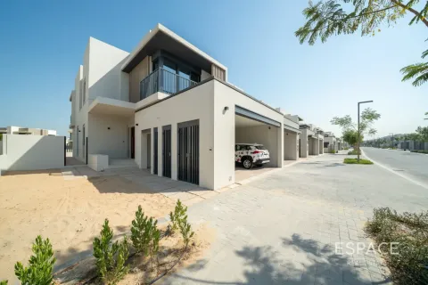 Villa à Jebel Ali, Dubai, 4 chambres, 300 m², № 122666