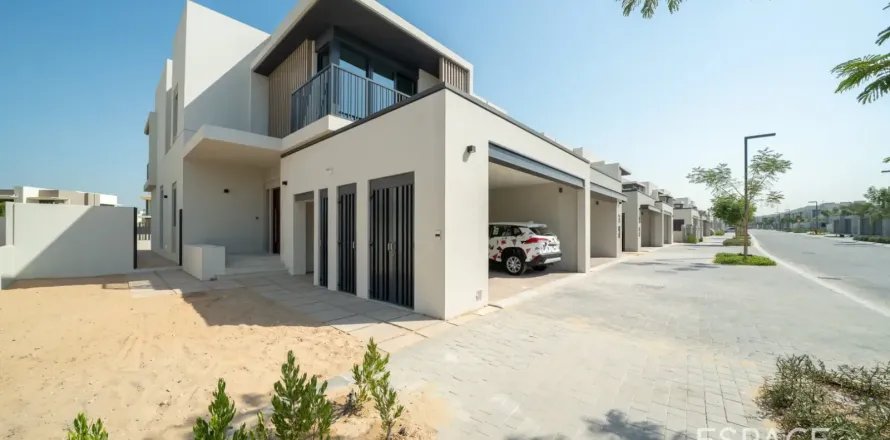 Villa à Jebel Ali, Dubai, 4 chambres, 300 m², № 122666