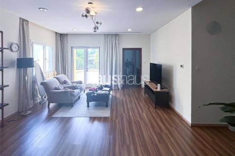 Купить таунхаус в Motor City, Дубай: 3 спальни, 400м², № 43387 - фото 6