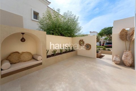 Townhouse in Arabian Ranches, Dubai 2 bedrooms, 181 sq.m. № 43386 - photo 7