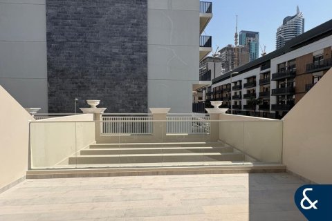 Adosado en Jumeirah Village Circle, Dubai, 4 dormitorios, 294 m², № 98598 - foto 10