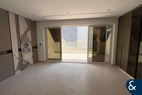 Adosado en Jumeirah Village Circle, Dubai, 4 dormitorios, 285 m², № 98596 - foto 9