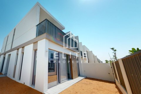 Villa en Elan, Tilal Al Ghaf, Dubai, 4 dormitorios, № 38617 - foto 2