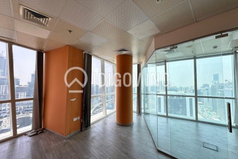 Снять в аренду офис в Бизнес-Бэе, Дубай: 53м², № 38592 - фото 5