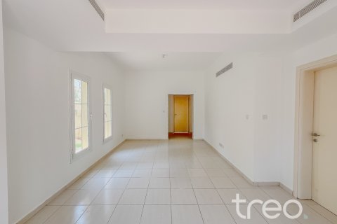 Villa in The Springs, Dubai 3 bedrooms, 209.77 sq.m. № 123644 - photo 16