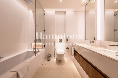 Apartment in The Hills A, The Hills, Dubai 2 bedrooms, 153.26022104 sq.m. № 69112 - photo 1