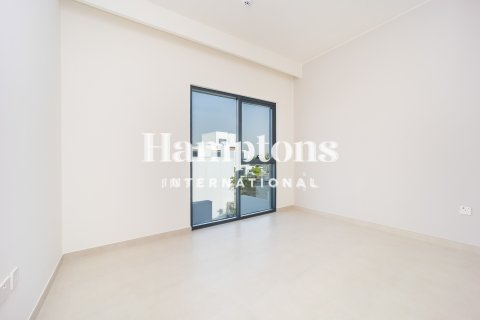 Townhouse in Arabian Ranches 3, Dubai 3 bedrooms, 127.18420700 sq.m. № 69114 - photo 1