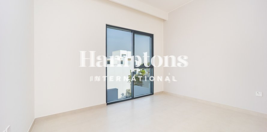 Townhouse in Arabian Ranches 3, Dubai 3 bedrooms, 127.184 sq.m. № 69114