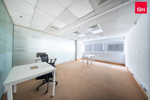 Office in Sheikh Zayed Road, Dubai 182.2 sq.m. № 58463 - photo 8