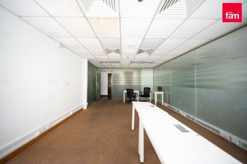 Office in Sheikh Zayed Road, Dubai 182.2 sq.m. № 58463 - photo 10
