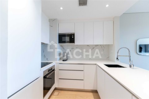 Apartamento en Palm Jumeirah, Dubai, 1 dormitorio, 107 m², № 105411 - foto 11