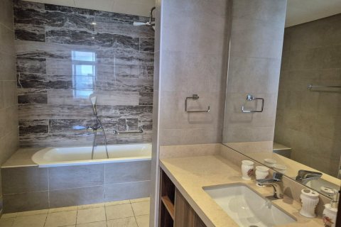 Apartment in Palm Jumeirah, Dubai 1 bedroom, 83.6 sq.m. № 139733 - photo 12