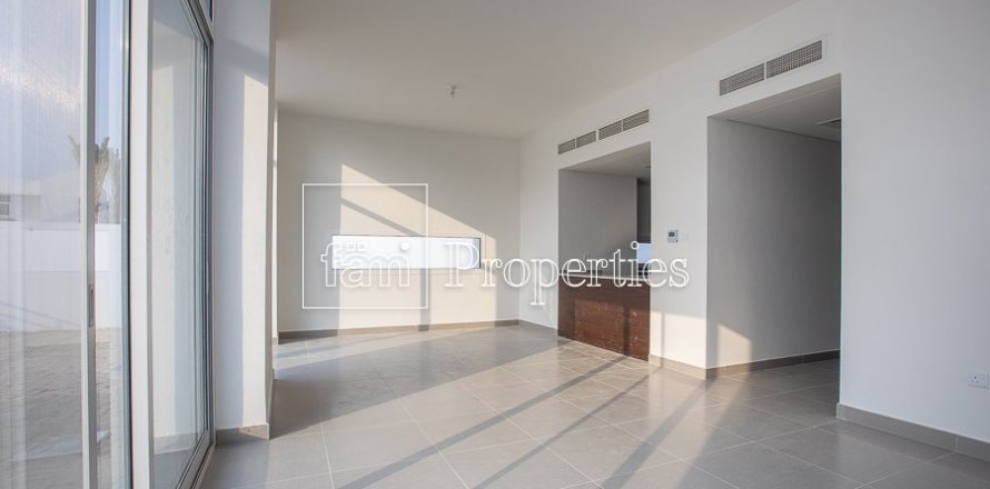 Таунхаус в Дубае, 3 спальни, 278.9м², № 46926