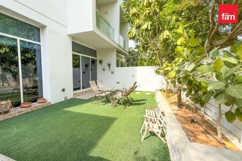 Townhouse in Dubai 3 bedrooms, 278.9 sq.m. № 46926 - photo 13