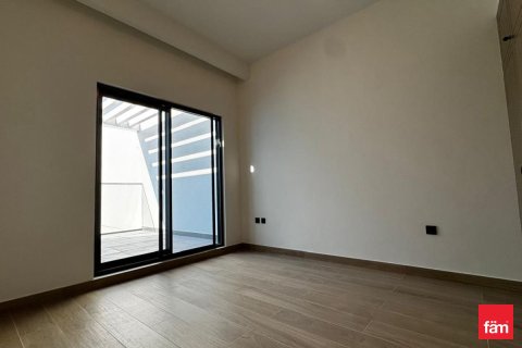 Снять в аренду виллу в Дубае: 3 спальни, 144м², № 89462 - фото 11