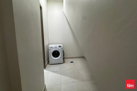 Снять в аренду виллу в Дубае: 3 спальни, 144м², № 89462 - фото 17