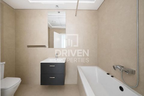 Apartment in Marina Arcade Tower, Dubai Marina, Dubai 1 bedroom, 185.81 sq.m. № 135983 - photo 11