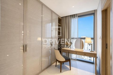 Appartement à Jumeirah Beach Residence, Dubai, 1 chambre, 103.68 m², № 135997 - photo 8