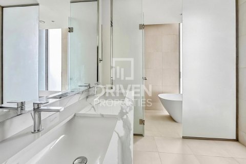 Townhouse in Nad Al Sheba 1, Nadd Al Sheba, Dubai 3 bedrooms, 351.08 sq.m. № 136004 - photo 18