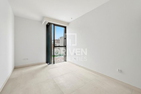 Townhouse in Nad Al Sheba 1, Nadd Al Sheba, Dubai 3 bedrooms, 351.08 sq.m. № 136004 - photo 9