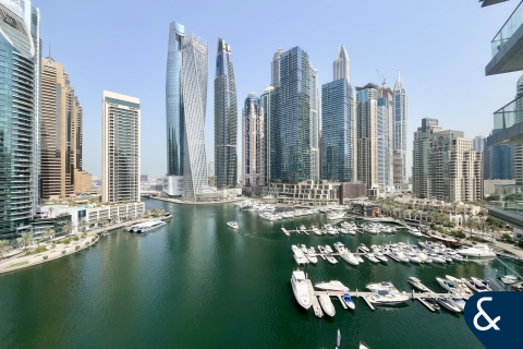 Apartamento en Dubai Marina, Dubai, 3 dormitorios, 201 m², № 74544 - foto 1