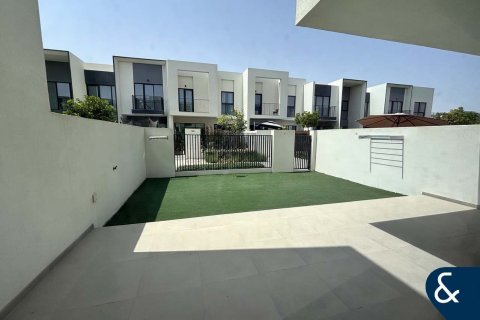 Villa à The Valley, Dubai, 3 chambres, 176 m², № 74952 - photo 6