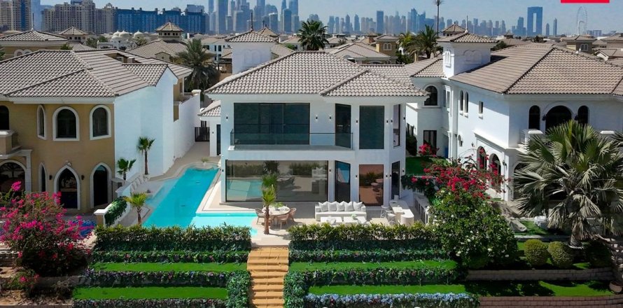 Вилла в Пальме Джумейре, Дубай, 5 спален, 622.4м², № 24730