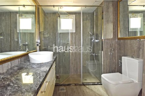 Villa in Meadows, Dubai 4 bedrooms, 353 sq.m. № 44738 - photo 8