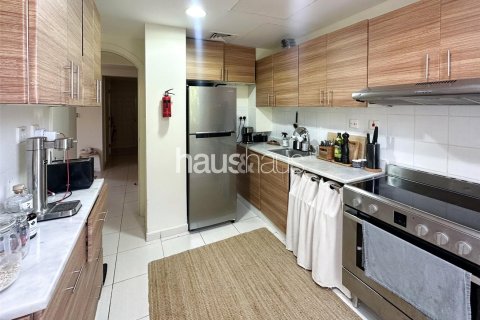 Villa in The Springs, Dubai 2 bedrooms, 161 sq.m. № 44740 - photo 3