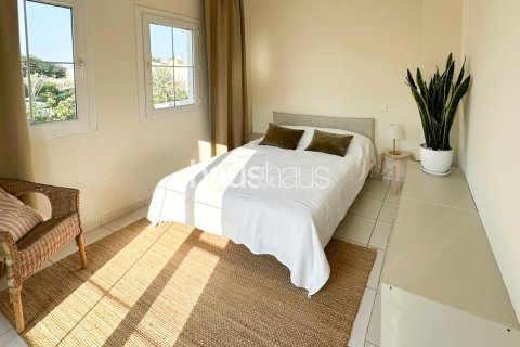 Villa in The Springs, Dubai 2 bedrooms, 161 sq.m. № 44740 - photo 4