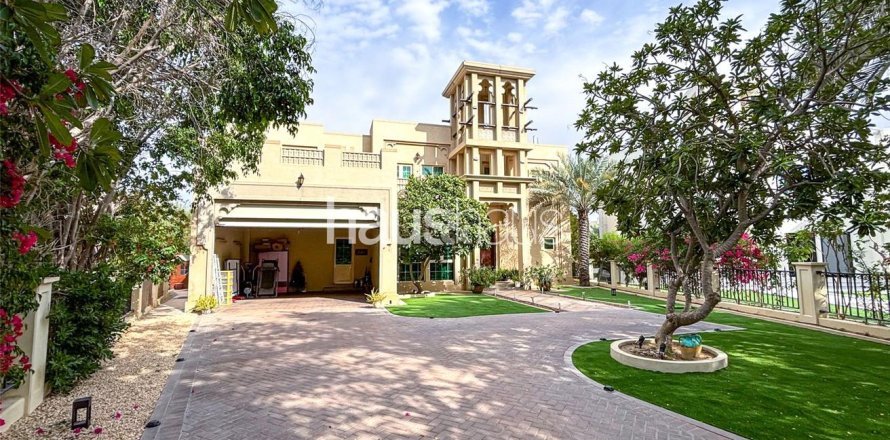 فيلا في Jumeirah Islands, دبي 4 غرف نوم, 491 م² رقم 44737